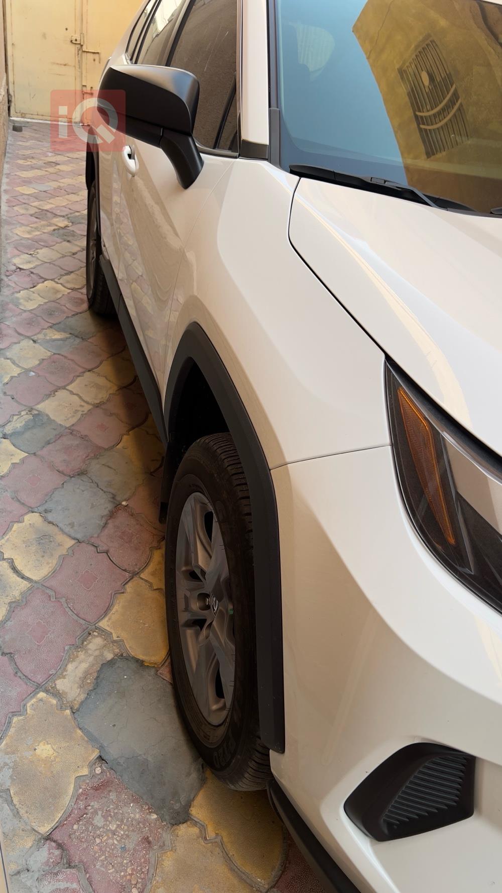 تۆیۆتا ڕاڤ 4